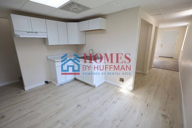 Photo - Two Bedroom House | Updated w/ Appliances