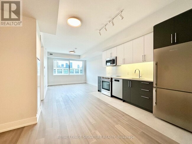 Photo - 664 Spadina Ave. Unité 807