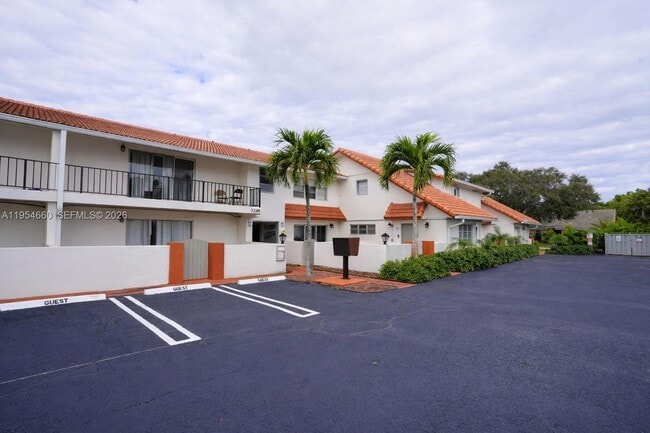 Photo - 3200 Coral Springs Dr