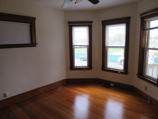 Photo - 12 Charles E Ryan Rd Unidad 1