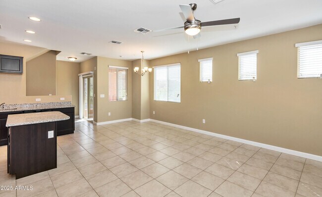 Photo - 240 W Juniper Ave