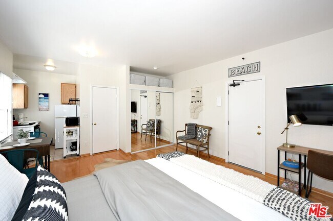 Photo - 26 Breeze Ave Unidad 17