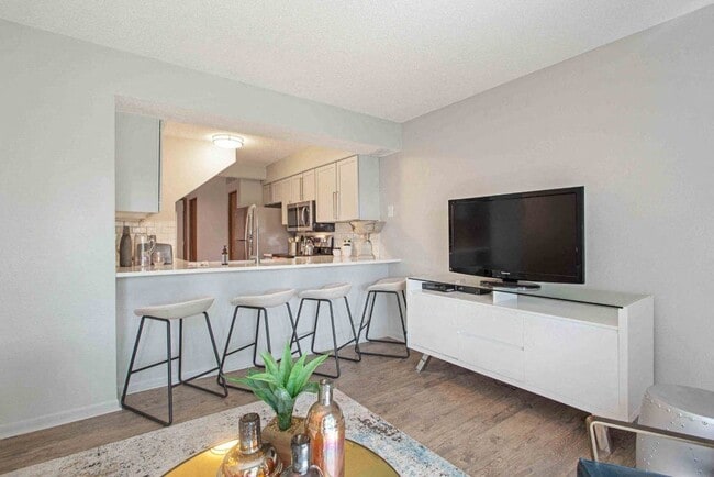 Photo - Seasons Villas