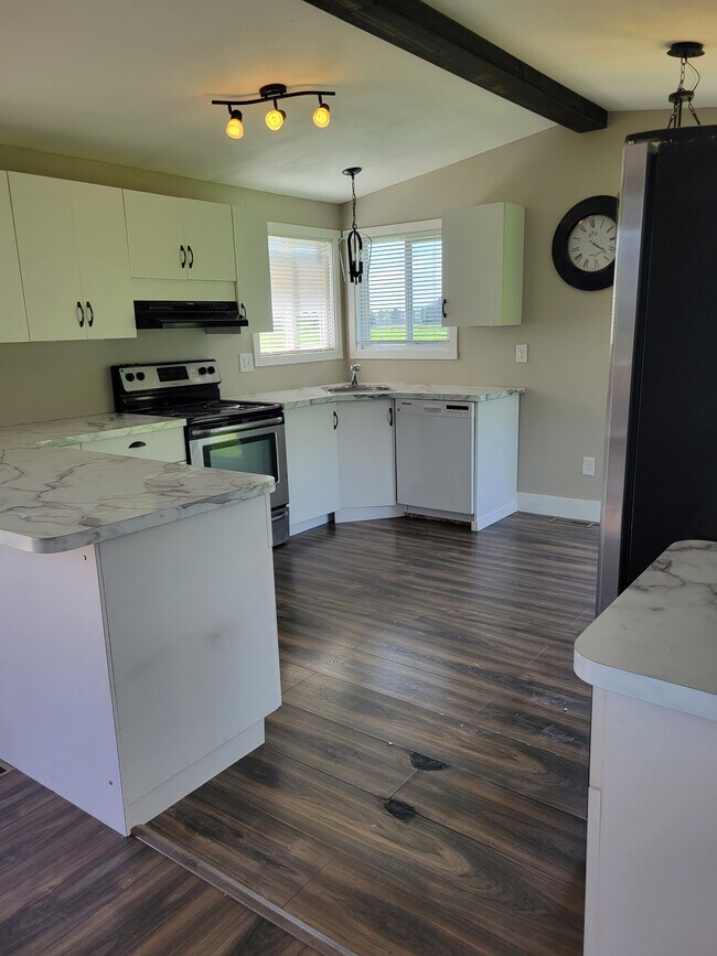 Photo - 9761 Prest Rd