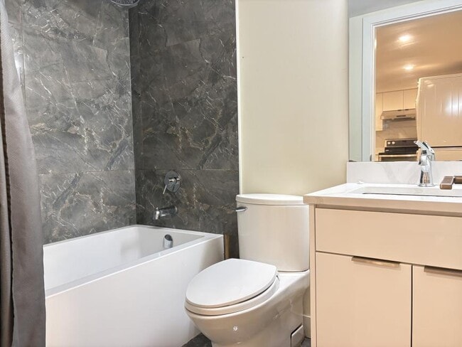 Photo - 2 bedroom in Vancouver BC V5M 1H5