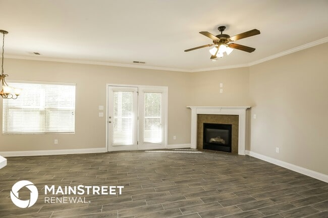 Photo - 4715 Sweet Water Dr