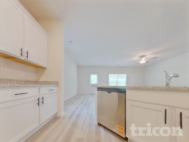 Photo - 441 Prescott Wy