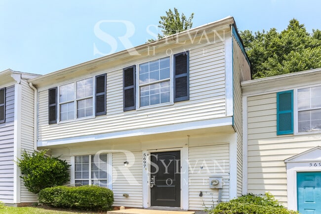 Photo - 5697 Wells Cir