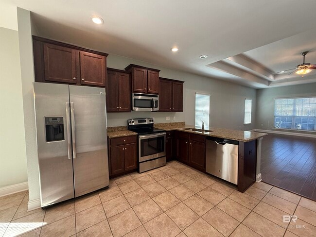 Photo - 341 Majestic Beauty Ave