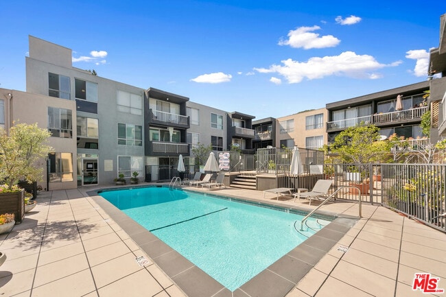 1745 Camino Palmero St Unit 439