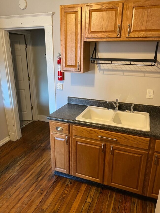 Photo - 117 S Stafford Ave Unit Apt #2nd Fl A