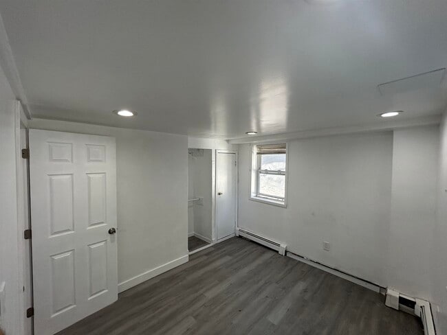 Photo - 6809 Grand Ave