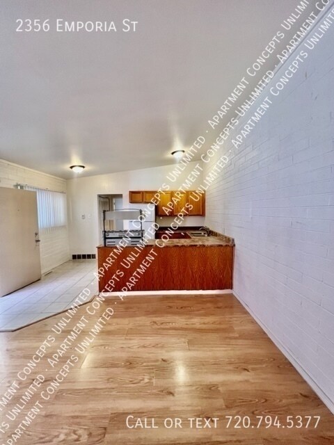 2356 Emporia St