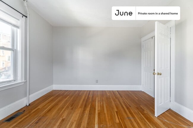 Photo - Room in Shared 3 bed/1 bath home Unit A