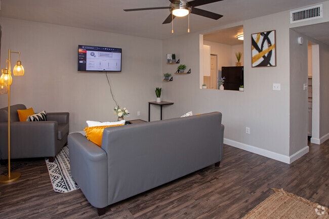3BR,2BA-1,045SF