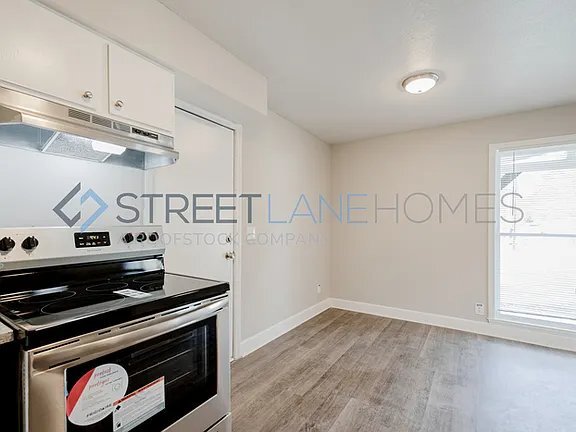 Photo - 4550 Timothy St