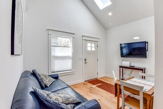 1726 SE 21st Ave Unit B