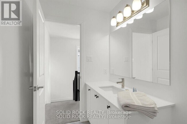 Photo - 574 Tahoe Hts