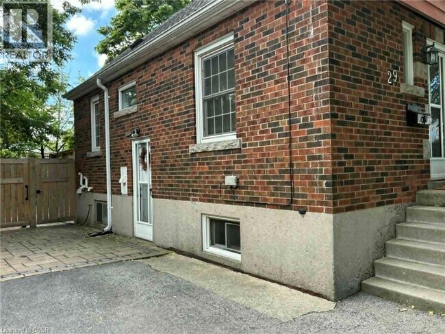 Photo - 29 E 41st St