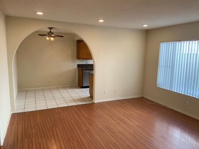 Photo - 3545 Keystone Av Unit 2