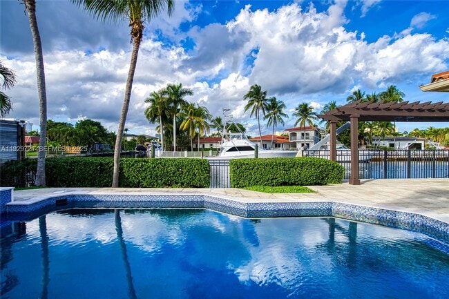 Photo - 2085 Ixora Rd