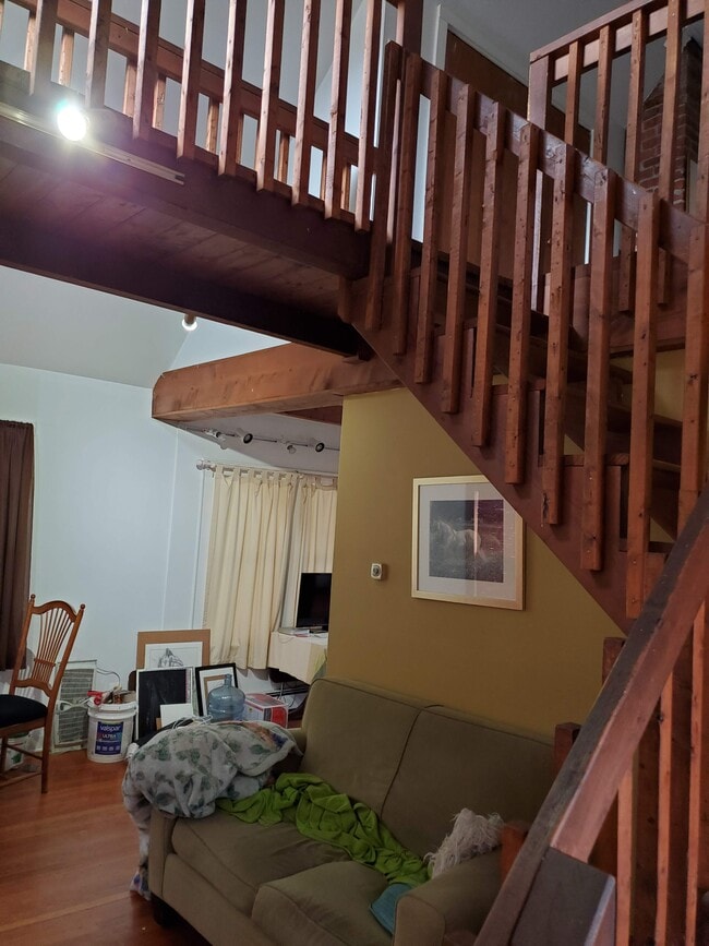 Photo - 1046 E Broadway Unidad 2