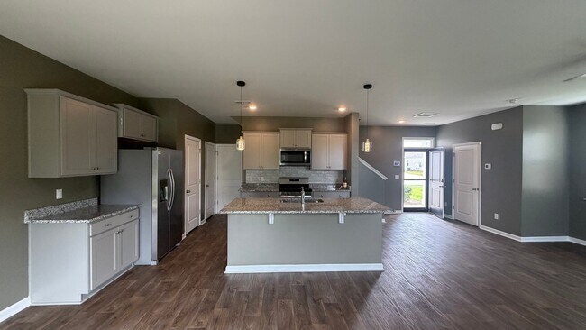 Photo - 742 Ladywood Dr