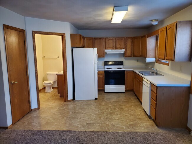 Building Photo - 129 N Main St Unit 129 n main St