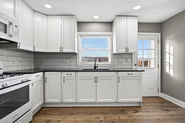 Photo - 4520 Apple Orchard Ln