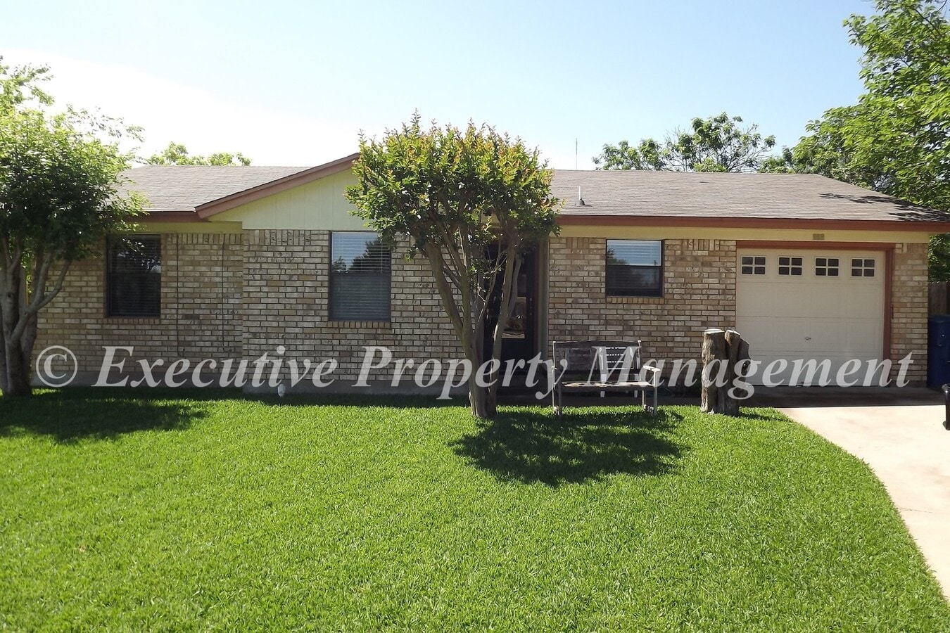 Photo - 812 Kelly Cir