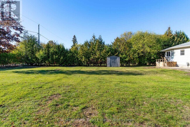 Photo - 35 St Clair St