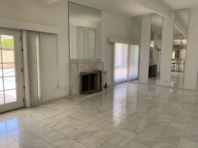 Photo - 601 E Racquet Club Rd