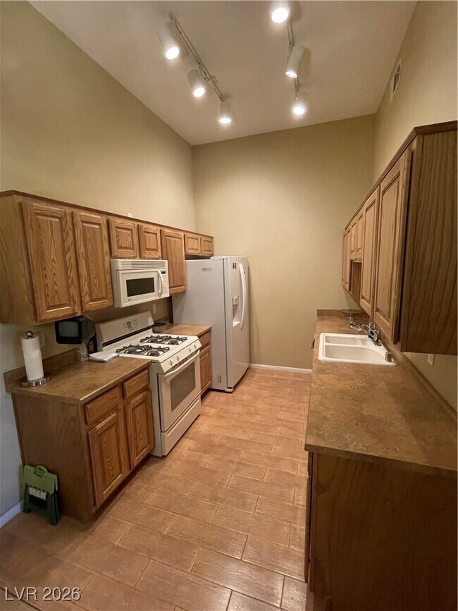 Photo - 10640 Calico Mountain Ave Unit 203