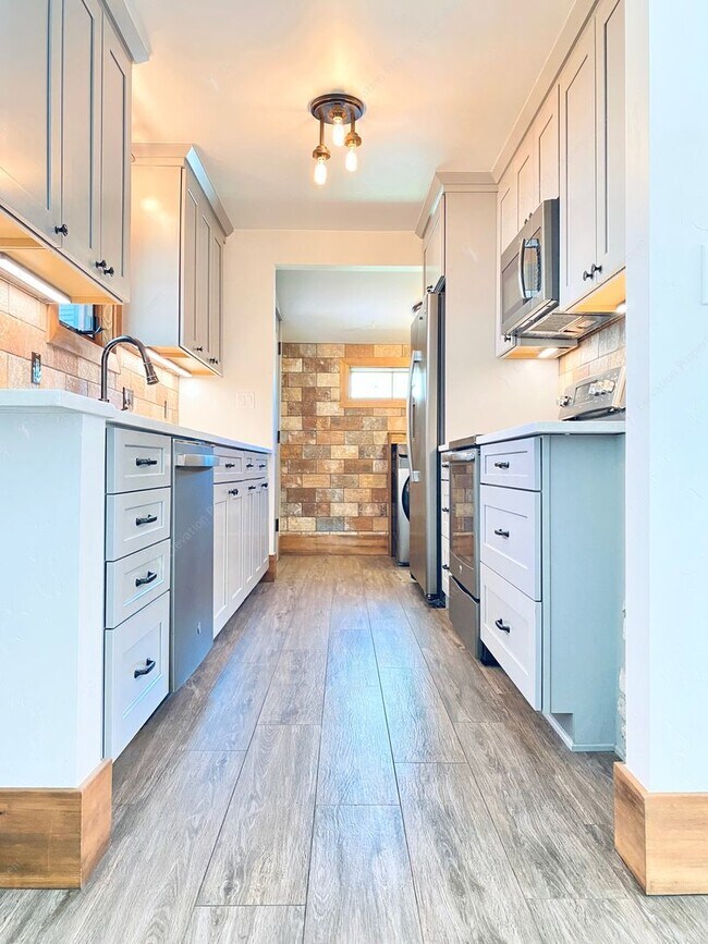 Photo - Charming Craftsman-Style Home in Desirable Old Bend Neighborhood