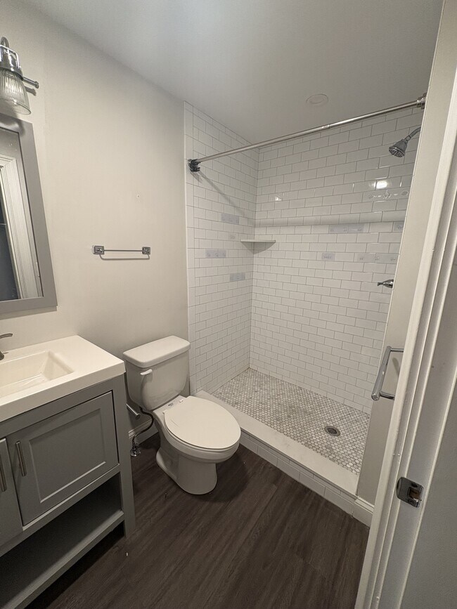 Photo - 147 E Cottage St Unit 3