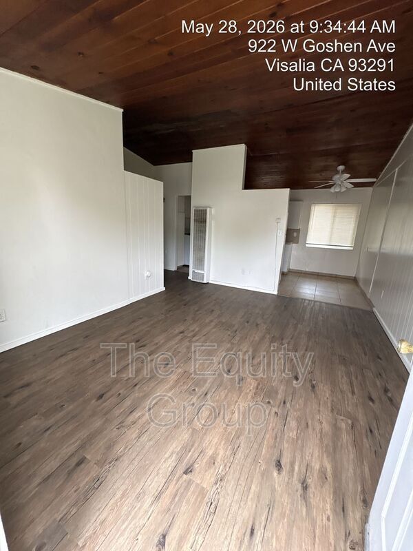Photo - 922 W Goshen Ave Unit #A