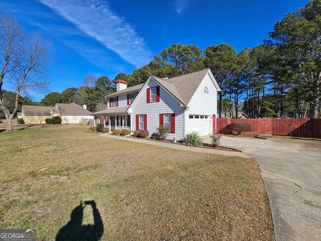 Photo - 611 Lora Smith Rd