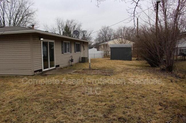 Photo - 7019 Van Buren Ln