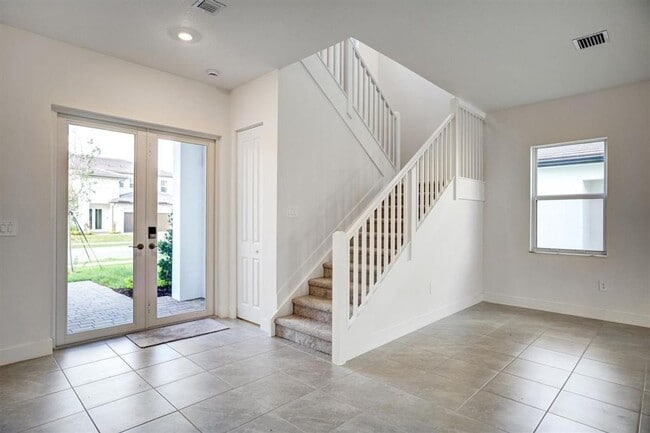 Photo - 12328 SW 43rd St