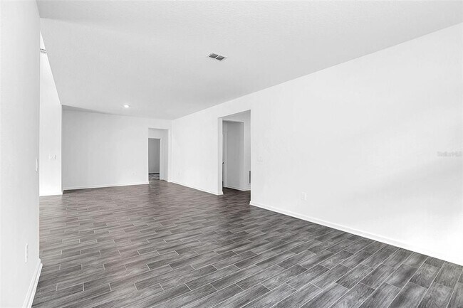 Photo - 6306 Lakepine St