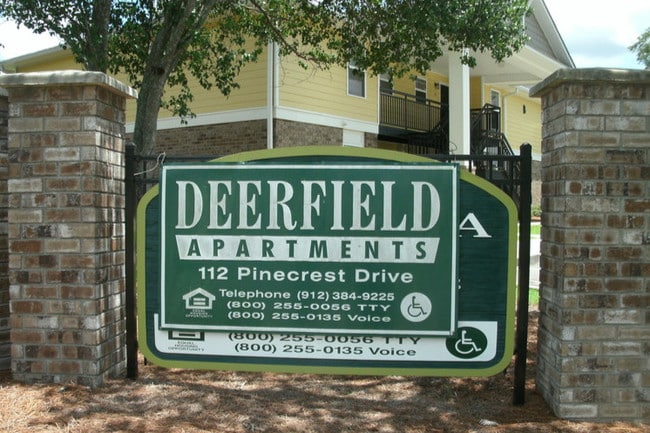 Deerfield Apartments - Deerfield Apartments