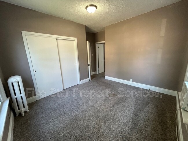 Photo - 206 N State St