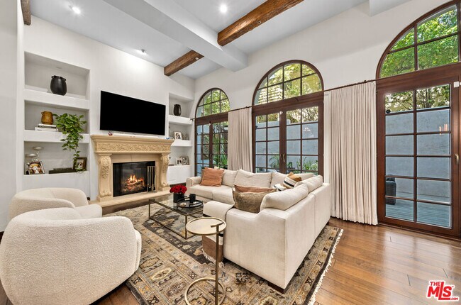 Building Photo - 11937 Sunset Blvd Unit 3