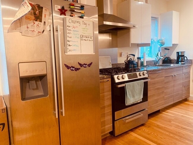 Photo - 128 Hillside St Unidad 1