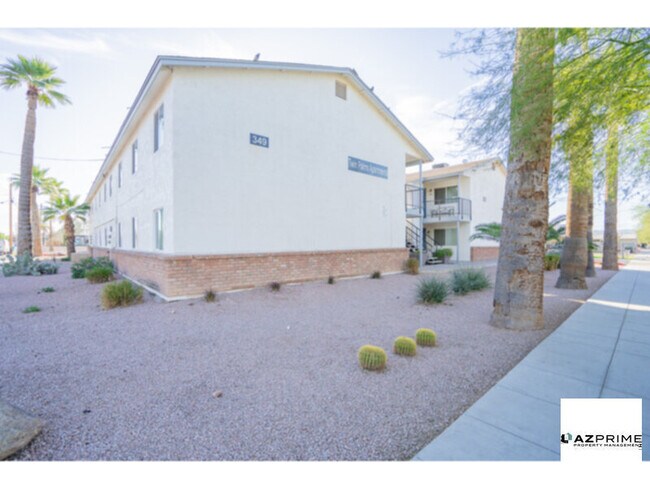 Photo - FREE FIRST MONTH'S RENT MOVE IN SPECIAL! Inviting 2/1 Phoenix Apartment with Modern Comforts!