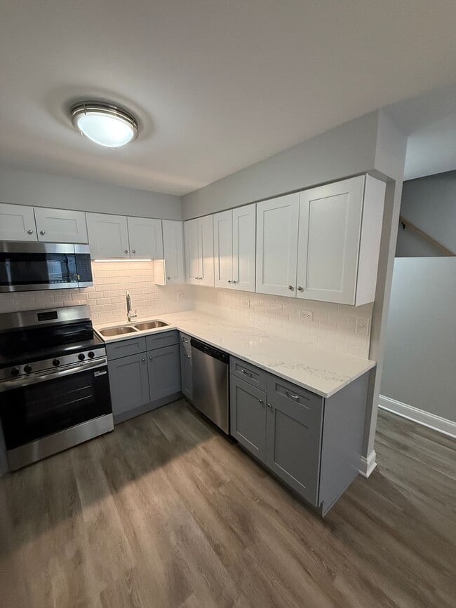 Photo - 744 W Gordon Terrace Unit 310