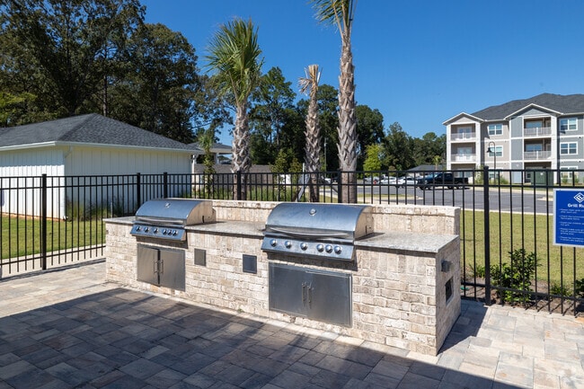 Grills - The Exchange at Crestview