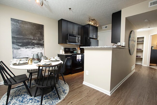 Photo - The Bend at Broad