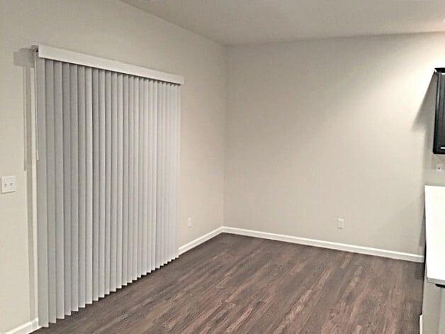 Photo - 18946 Lipoma Ave E