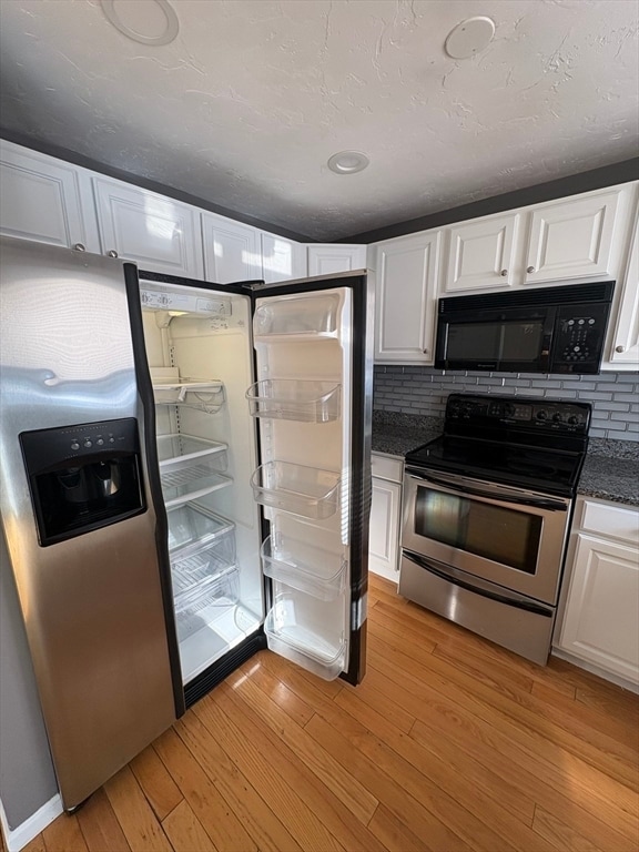 Photo - 453 Turnpike St